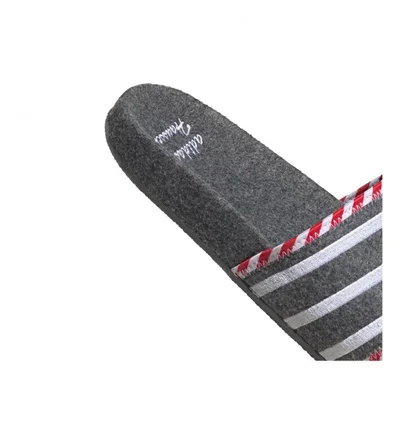 adidas Adilette (Grau / Weiß / Rot)