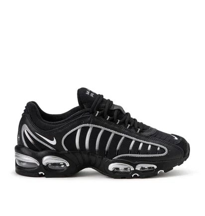 Nike Air Max Tailwind IV (Schwarz / Silber)