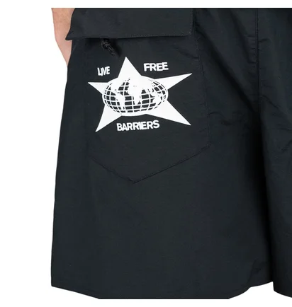 Converse x Barriers Court Ready Cutter Short (Schwarz)