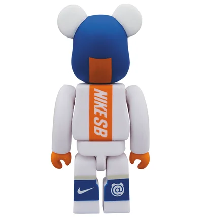 Medicom 100%+400% Nike SB Be@arbrick Toy (Weiß)