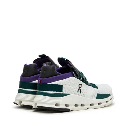 On WMNS Cloudnova (Weiß / Lila / Grün)