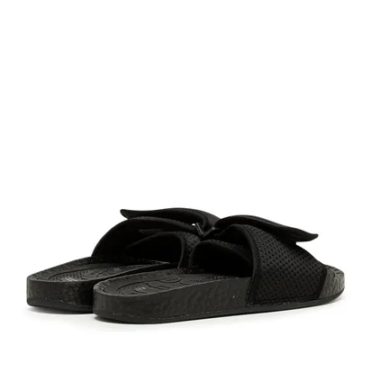 adidas x Pharell Williams Chanceletas HU Boost Slide (Schwarz)