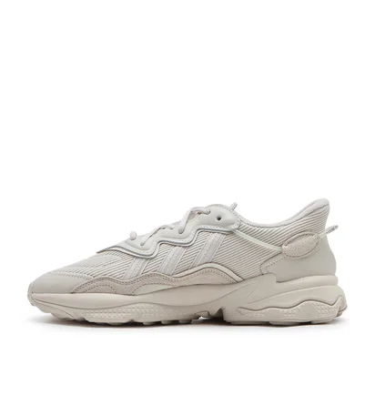 adidas Ozweego (Beige)