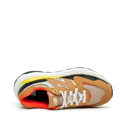 New Balance W5740GB (Braun / Multi)