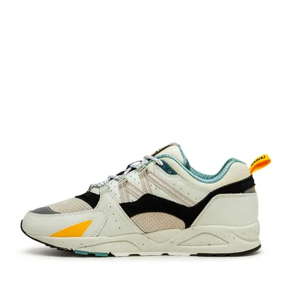 Karhu Fusion 2.0 'Fall Pack' (Beige / Schwarz)