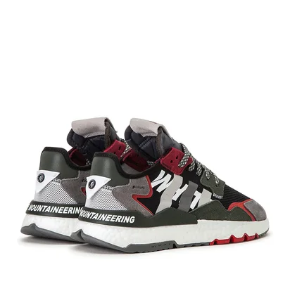 adidas X White Mountaineering Nite Jogger (Schwarz / Grau)
