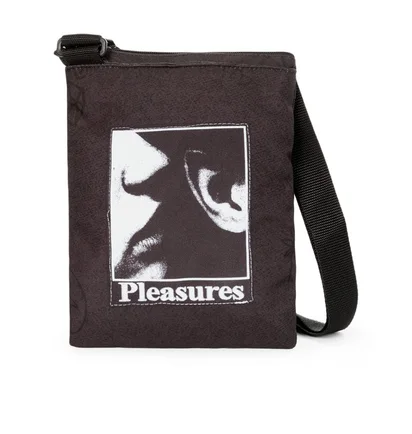 Eastpak x Pleasures Rusher (Schwarz)
