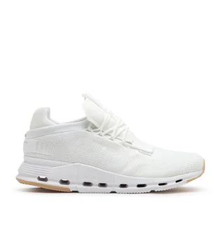 On Cloudnova Undyed (Weiß)