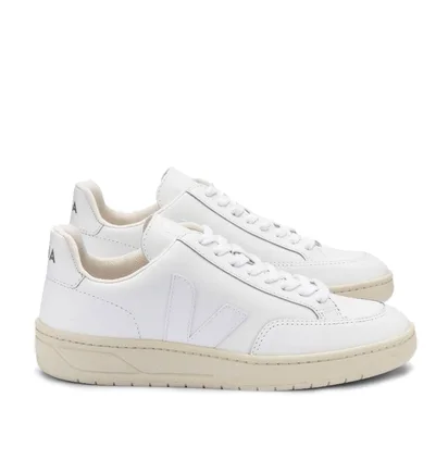 Veja V-12 Leather (Weiß)