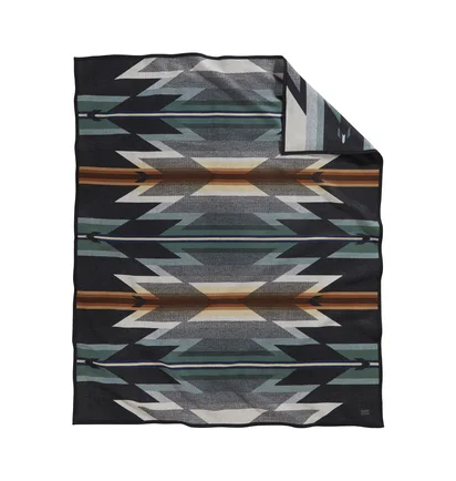 Pendleton Pacific Wonderland Blanket (Multi)