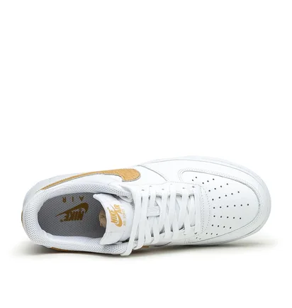 Nike Air Force 1 LV8 (Weiß / Hellbraun)