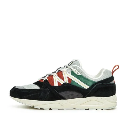 Karhu Fusion 2.0 'Fear Bear' (Schwarz / Weiß)