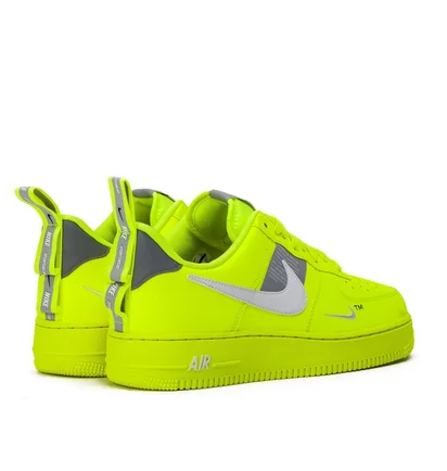 Nike Air Force 1 '07 LV8 Utility (Gelb)