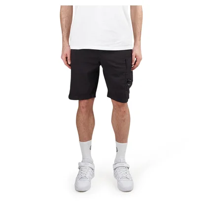 C.P. Company 50 Fili Stretch Utility Shorts (Schwarz)