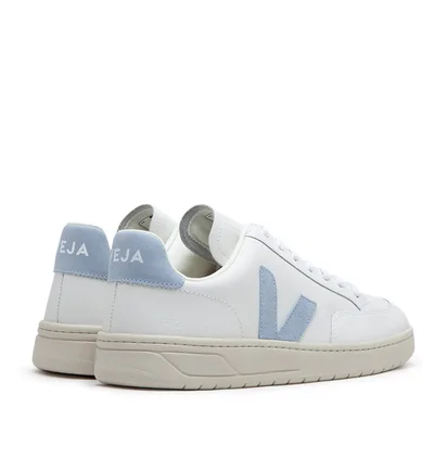 Veja V-12 Leather (Weiß / Hellblau)