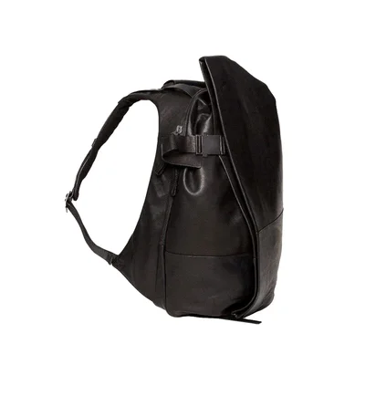 côte&ciel Isar Medium Alias Backpack (Schwarz)