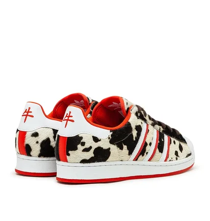 adidas Superstar 'Year of the Ox' (Weiß / Schwarz / Rot)