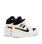 Air Jordan WMNS 1 Mid (Creme / Schwarz / Weiß)