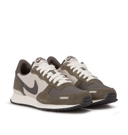 Nike Air Vortex (Hellgrau / Cargo Khaki)