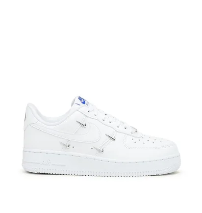 Nike WMNS Air Force 1 '07 LX (Weiß / Blau)