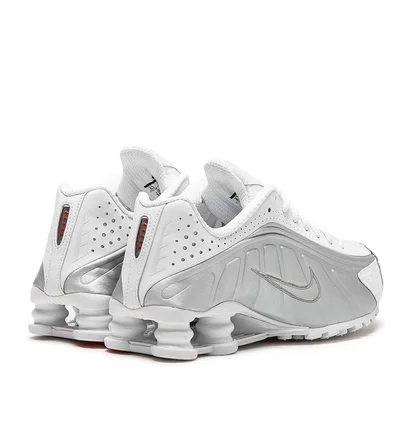 Nike WMNS Shox R4 (Weiß / Silber)