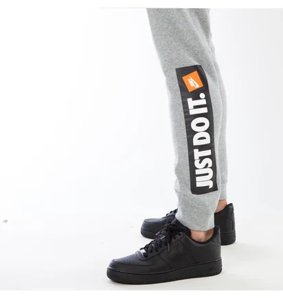 Nike Sportswear ''Just Do It'' Fleece Jogger (Grau)