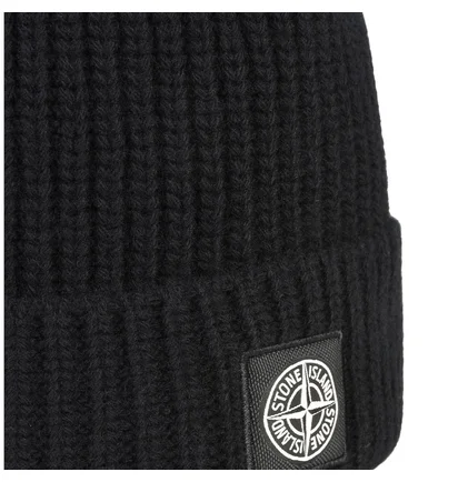 Stone Island Ribbed Beanie (Schwarz)