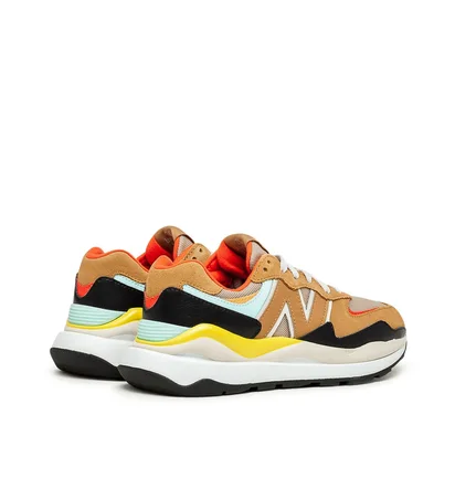 New Balance W5740GB (Braun / Multi)