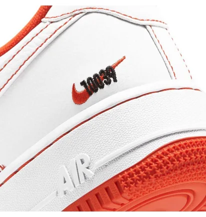 Nike Air Force 1 '07 LV8 'Rucker Park' (Weiß / Orange)
