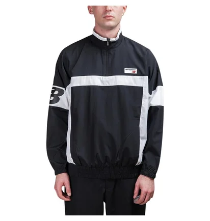New Balance Athletics Windbreaker Pullover (Schwarz)