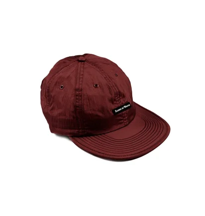 Raised by Wolves Trilobal 6 Panel Cap (Weinrot)