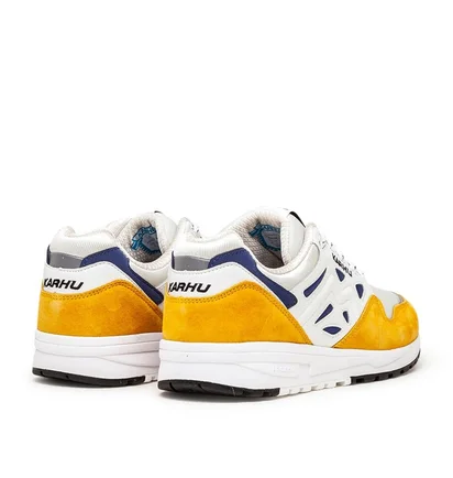 Karhu Legacy 96 'Marathon Pack' (Weiß / Gelb / Blau)