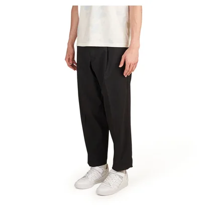 Neighborhood Tuck / E-PT (Schwarz)