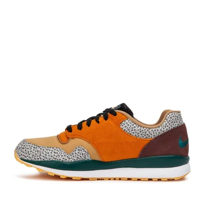 Nike Air Safari SE (Orange / Braun)