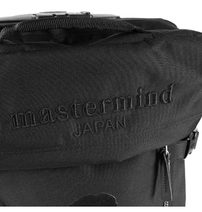 Eastpak x Mastermind Tranverz Bag (Schwarz)