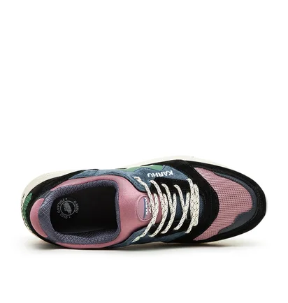 Karhu Aria 95 'Legend Collection' (Mauve / Schwarz)