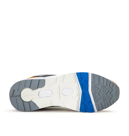 Karhu Fusion 2.0 'Cross Country Pack' (Braun / Grau / Weiß)