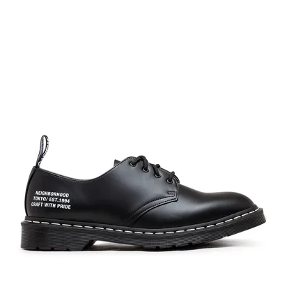 Dr. Martens x Neighborhood Smiths Smooth (Schwarz)