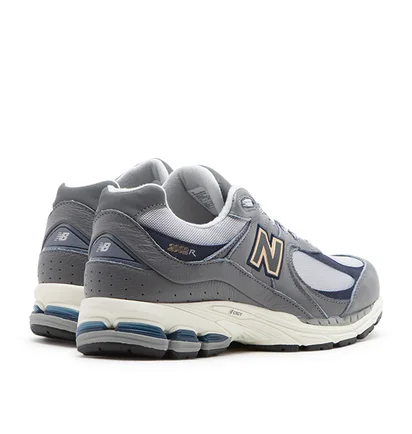 New Balance M2002RHP (Grau / Beige)
