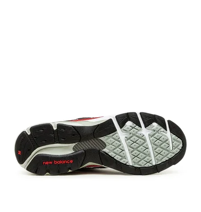 New Balance M920GKR 'Made in England' (Grau / Schwarz / Rot)