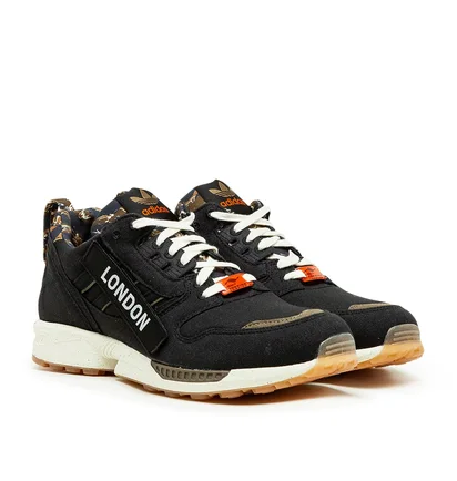 adidas ZX 8000 'Out There' (Schwarz / Weiß / Olive)