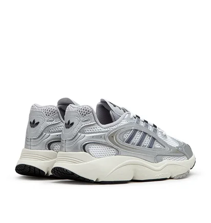 adidas Ozmillen (Silber / Weiß)