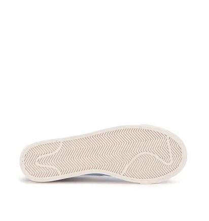 Nike WMNS Blazer Low SD (Blau / Sail)