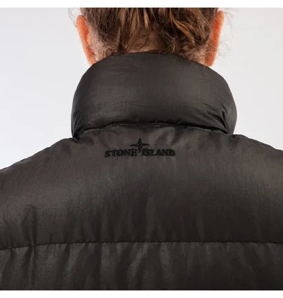 Stone Island Quilted Jacket (Schwarz)