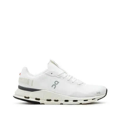 On WMNS Cloudnova Form (Weiß)